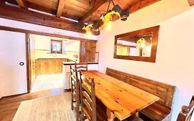 Rustic Chic De Luxe 30D Hut-7765